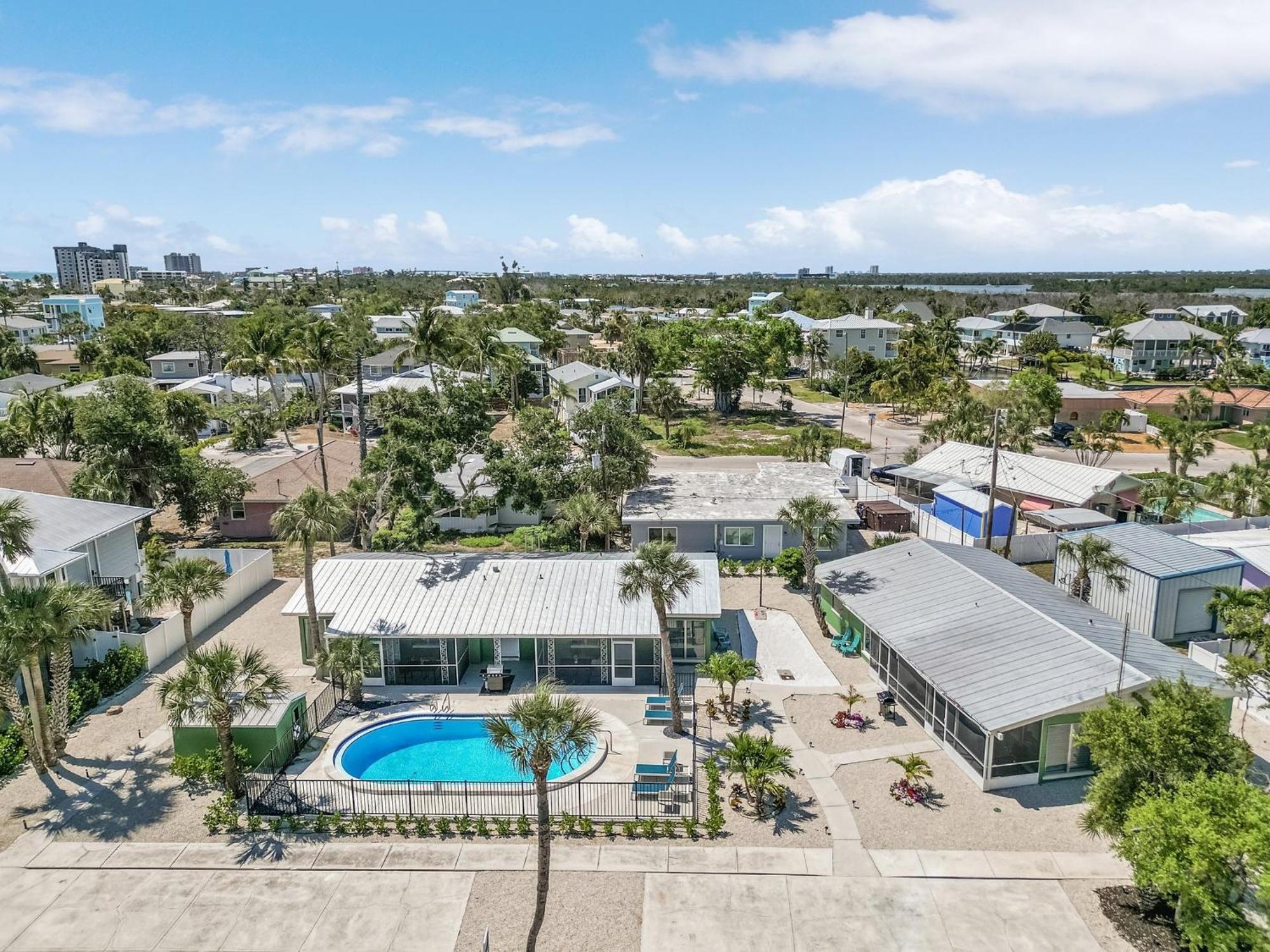 Dune Our Thing - Building A - 171 Washington Condo Fort Myers Beach Exterior photo